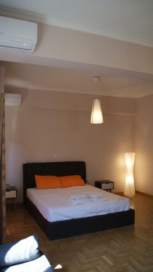 אתונה The Victoria Square Exceptional Apartments מראה חיצוני תמונה